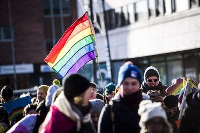 Reilu kolmannes Lapin kuntavaaliehdokkaista nostaisi Pride-lipun salkoon – Monikulttuurisuuden lisäämistä vastustavat eniten perussuomalaiset