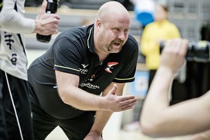 Ettasta lähteneen Olli Kuoksan uusi osoite valmentajana on TuTo-Volley: "Onneksi jotakin on tullut tehtyä hyvin Oulussa"