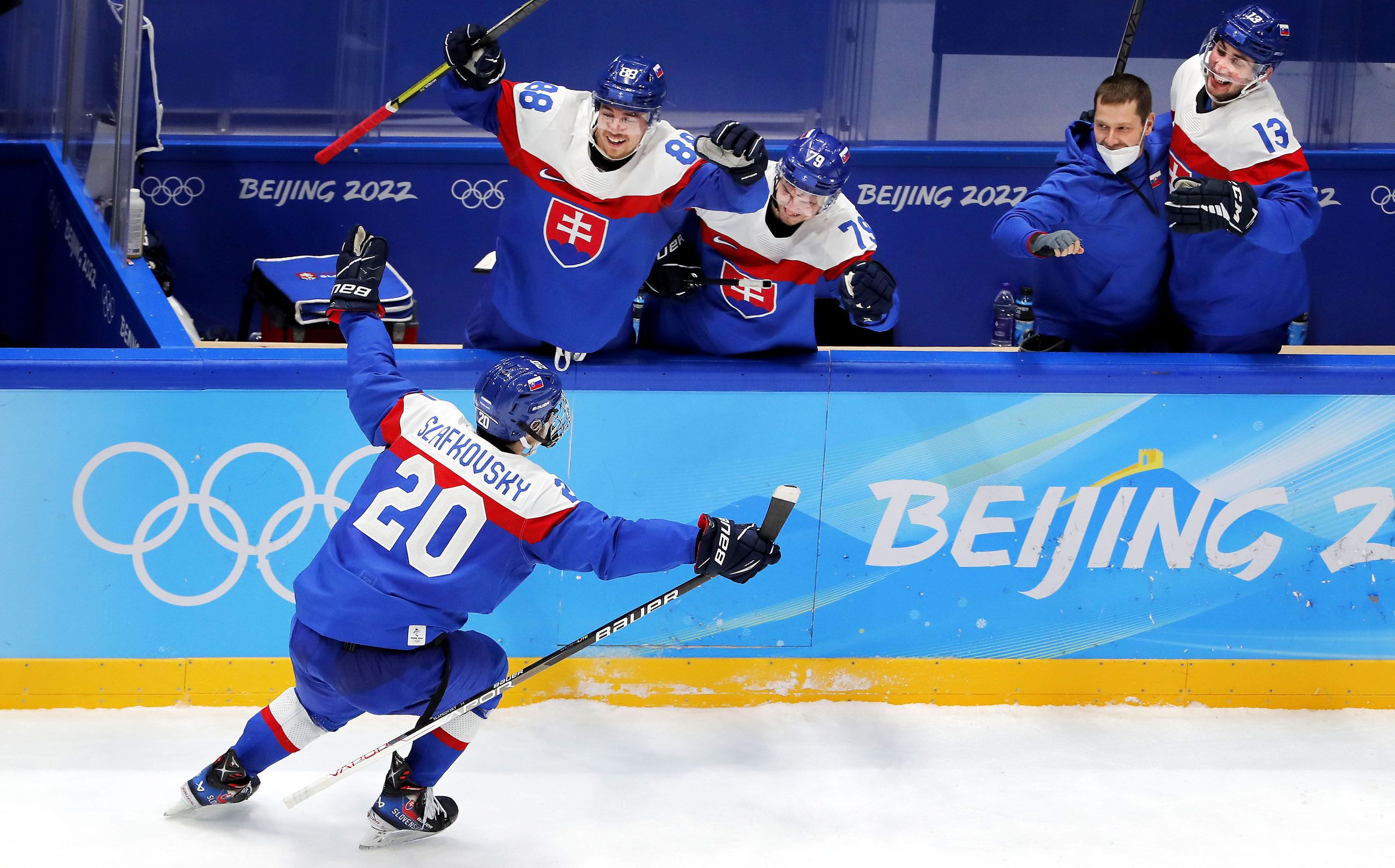 Slovakia avasi mitalitilinsä olympiajääkiekossa Ruotsin kustannuksella -  Tepsin 17-vuotias lupaus Juraj Slafkovsky iski jälleen | Lapin Kansa