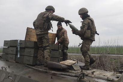 Ukrainan presidentti Zelenskyi: Venäjän suurhyökkäys Itä-Ukrainaan on alkanut – Venäjä ei suostunut siviilien evakuoimiseen Mariupolista