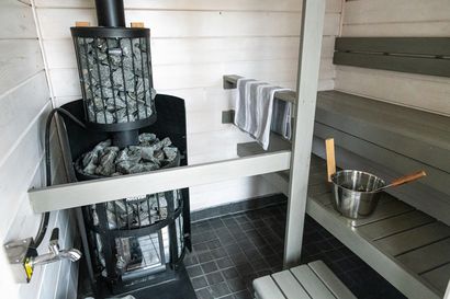 Pekalle ja Marialle saunat ovat rakkaita paikkoja – ja pihasaunan löylyt pitävät tunnelmaa yllä