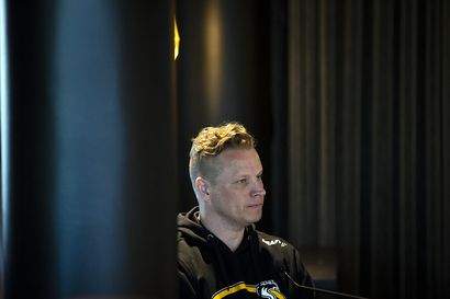 Kärppien kehitysjohtajana aloittava Lasse Kukkonen lupaa kantaa vastuunsa, jos hommat eivät toimi – "Tarkoitus on, ettei epäonnistuneita pelaajahankintoja enää tule"