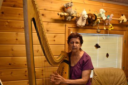 Yhdysvaltain Wisconsinissa varttunut Jane Ilmola löysi myyttien kanteleen Suomesta