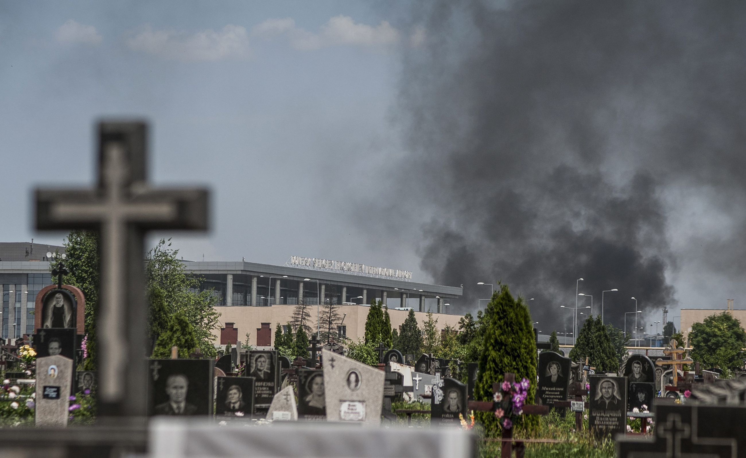 26 мая 19. Бой за Донецкий аэропорт 26 мая 2014. Донецк аэропорт 26 мая 2014 года. Донецкий аэропорт кладбище.