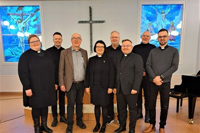 Uusi rovastikunta aloitti toimintansa – Rovaniemi-Koillismaan rovastikunnan ensimmäinen kirkkoherrojen kokous pidettiin Posion seurakuntatalolla