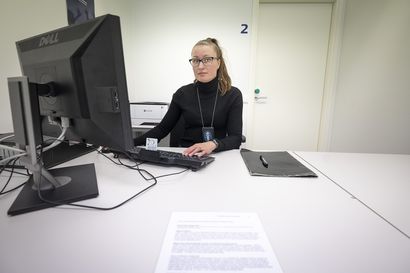 Oulun poliisin Riikka Lähteenmäki kuulustelee kaikkein törkeimmistä rikoksista epäiltyjä – Rikostutkijan mukaan ihmiset ovat erilaisia kuulusteluhuoneessa kuin rikosta tehdessään