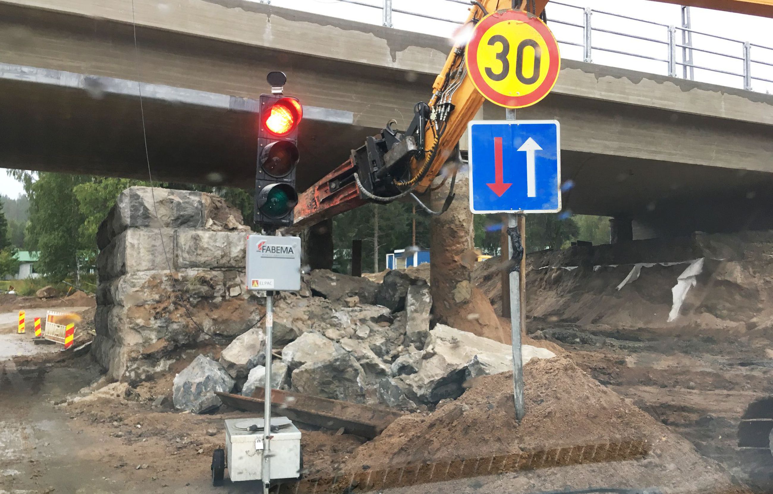 Mihin menivät Pallarintien sillan komeat kivet? | Lapin Kansa