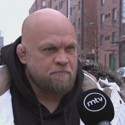 Ex-rikollinen Mika "Immu" Ilmen sattui Helsingin Puotilan ampumasurman silminnäkijäksi – näin hän kuvailee tapahtumia