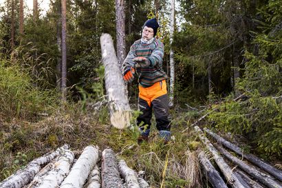Teräsmies Erkki Anunti (72) voitti täyden matkan Ironman Kalmar -kilpailun