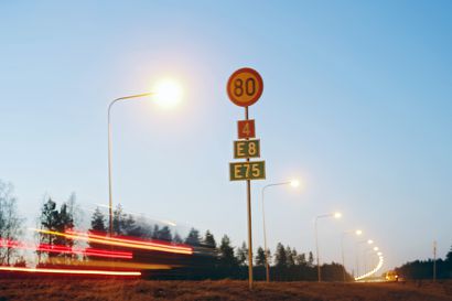 Maanteillä siirrytään talvirajoituksiin Lapista alkaen – valtaosassa Suomea nopeusrajoitukset muuttuvat keskiviikkona 26. lokakuuta