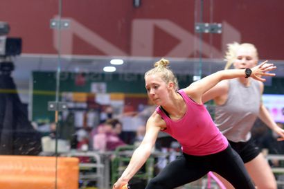 Kovan luokan squash-pelaaja Kuusamoon – Emilia Soini ottelee Kuusamo Openissa