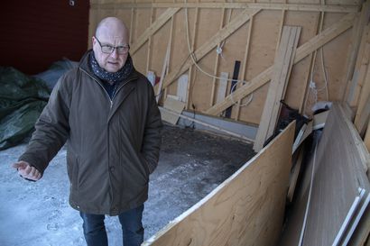 Mikko Laakkonen osti talopaketin ennen puutavaran hintaharppausta, mutta autokatoksen kulut kasvoivat 30 prosenttia – Kannattaako nyt lykätä vai kiirehtiä rakentamista?