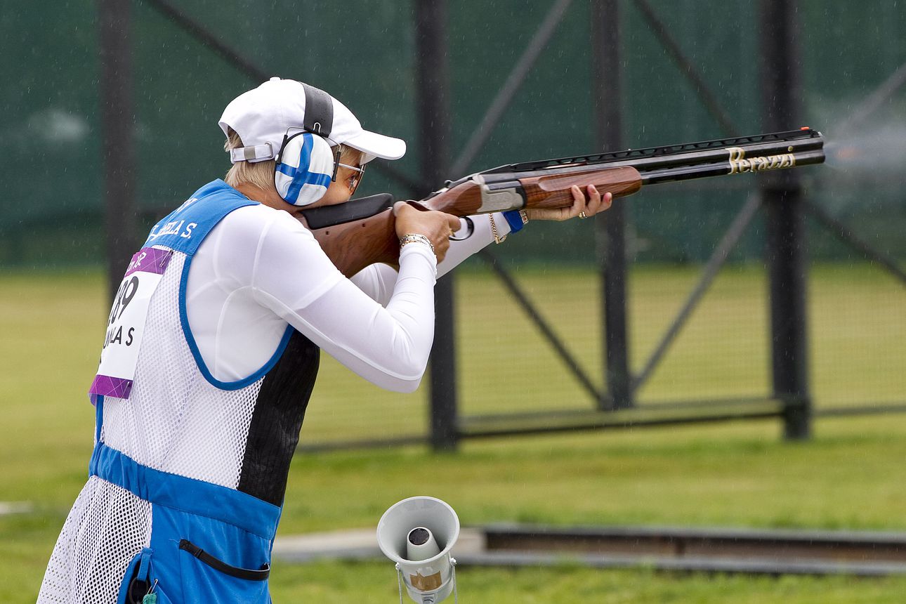 Satu Mäkelä-Nummela ja Ari-Pekka Liukkonen kantavat Suomen lippua Tokion  olympia-avajaisissa | Lapin Kansa