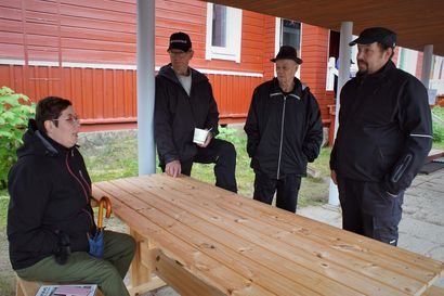 Merja Kyllönen Sarakylässä: "Yksityisteille tulossa lisärahoitusta valtiolta"