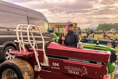 Iina Kaikkoselle SM-kultaa heti ensimmäisenä kisakesänä Tractor Pullingissa –  “Koneissa viehättää niiden viritystaso ja kohtuullinen vapaus koneiden rakenteluun”