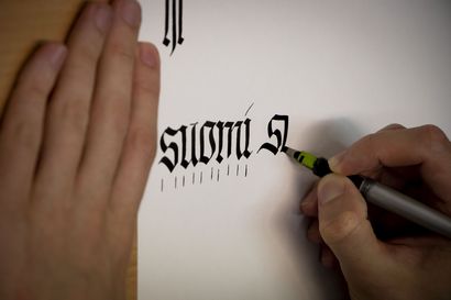 Limingan taidekoululla seikkailtiin kalligrafian eli korutekstauksen kiehtovassa maailmassa