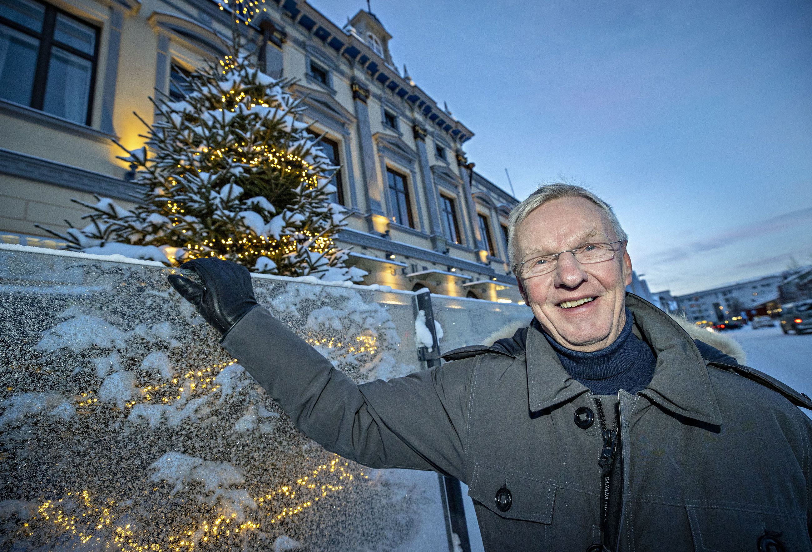 Heinäpään haukka Kari Jalonen, 61, innostui, kun häntä kysyttiin mukaan  suomalaisen jääkiekon kehittämiseen – 
