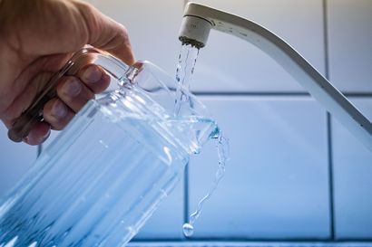 Juomavesi on keitettävä Luusuan, Juujärven ja Lautasalmen vedenjakelualueilla – vesinäytteestä löydetty enterokokkibakteeria