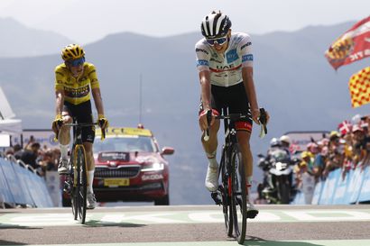 Pogacar polki etappivoittoon Tourilla, Vingegaard puolusti onnistuneesti keltaista paitaansa