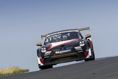 Jukka Honkavuorella epäonnea Zandvoortissa – Saksan Porsche Carrera cupin osakilpailu päättyi rengasrikkoon ja keskeytykseen