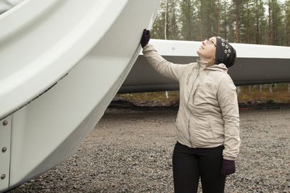 Siikalatvan kunnan alueen ensimmäisen tuulivoimapuiston avoimien ovien päivässä noin 300 kävijää – kiinnostus tuulivoimaa kohtaan näkyi myös monipuolisina kysymyksinä