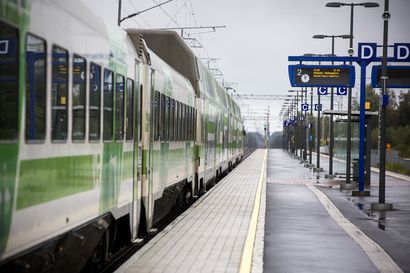 Järjestelmävika viivästytti junaliikennettä pääradalla – Oulun ja Helsingin väliset junat olivat myöhässä useita tunteja