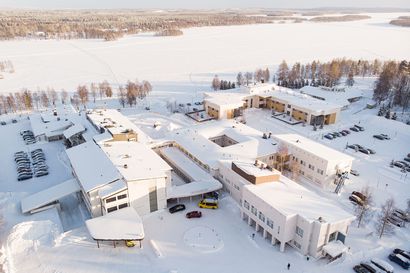 Terveyskeskus, paloasema ja muut sote-rakennukset myyntiin Kuusamossa – kaupunki seuraa muiden pitäjien jalanjälkiä ja haluaa eroon vuokravälikätenä olemisesta
