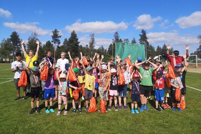 Hippo -jalkapallo-koulu kuuluu Pudasjärven kesään – mukana 50 tulevaisuuden palloilijaa