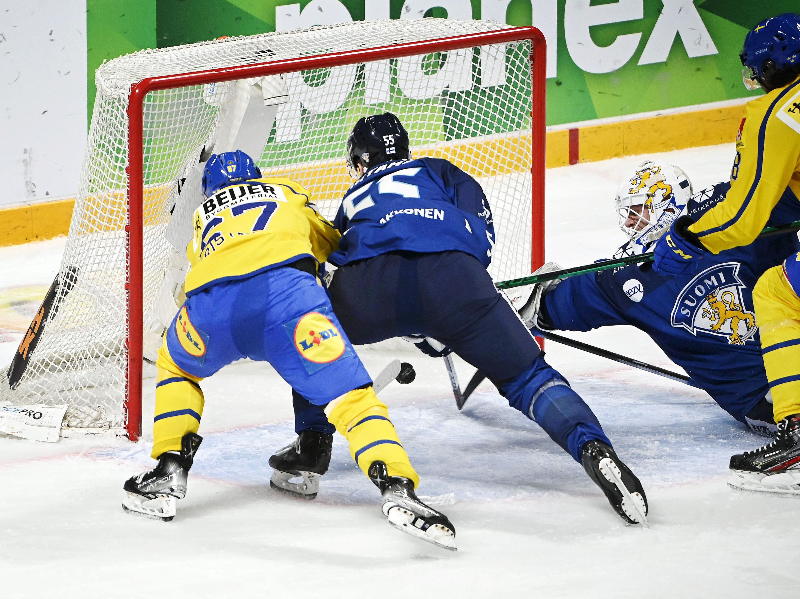 Ruotsi juotti Suomelle ylivoimamyrkkyä ja voitti Helsingin EHT-turnauksen |  Lapin Kansa