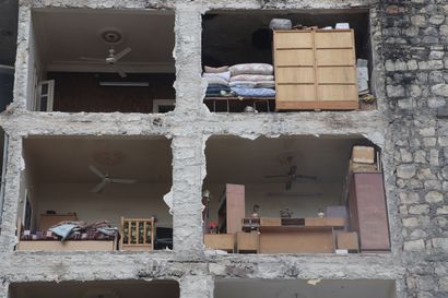 Turkissa maanjäristyksen tuhoalueille on julistettu kolmen kuukauden poikkeustila – Noin 20 Isis-taistelijaa pakeni vankilasta Syyriassa