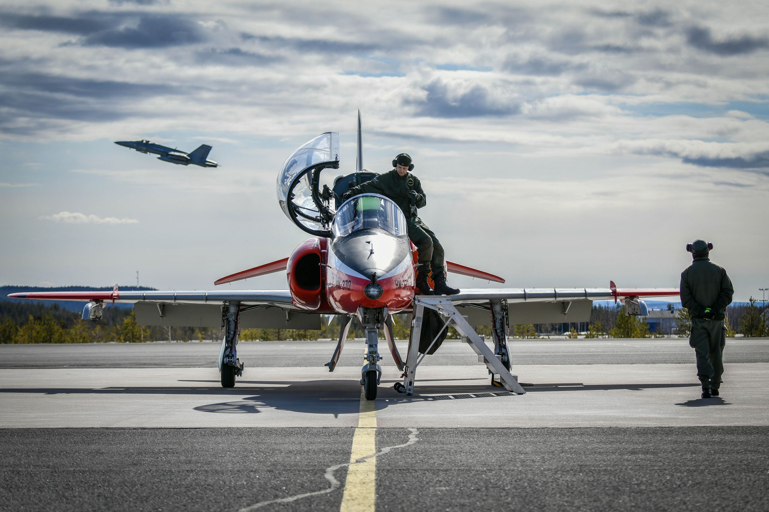 Ilmavoimien koneita nähdään pohjoisen taivaalla ensi viikolla – Leka 22  -harjoitukseen osallistuu kahdeksan Hawk-harjoitushävittäjää | Kaleva