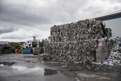 Uusi jätelaki panee pienetkin taloyhtiöt lajittelemaan jätteensä – "Siinä olisi iso potentiaali nostaa kierrätetyn jätteen määrää, jos saataisiin suurempi osa ihmisistä lajittelemaan kotitalousjätteensä"