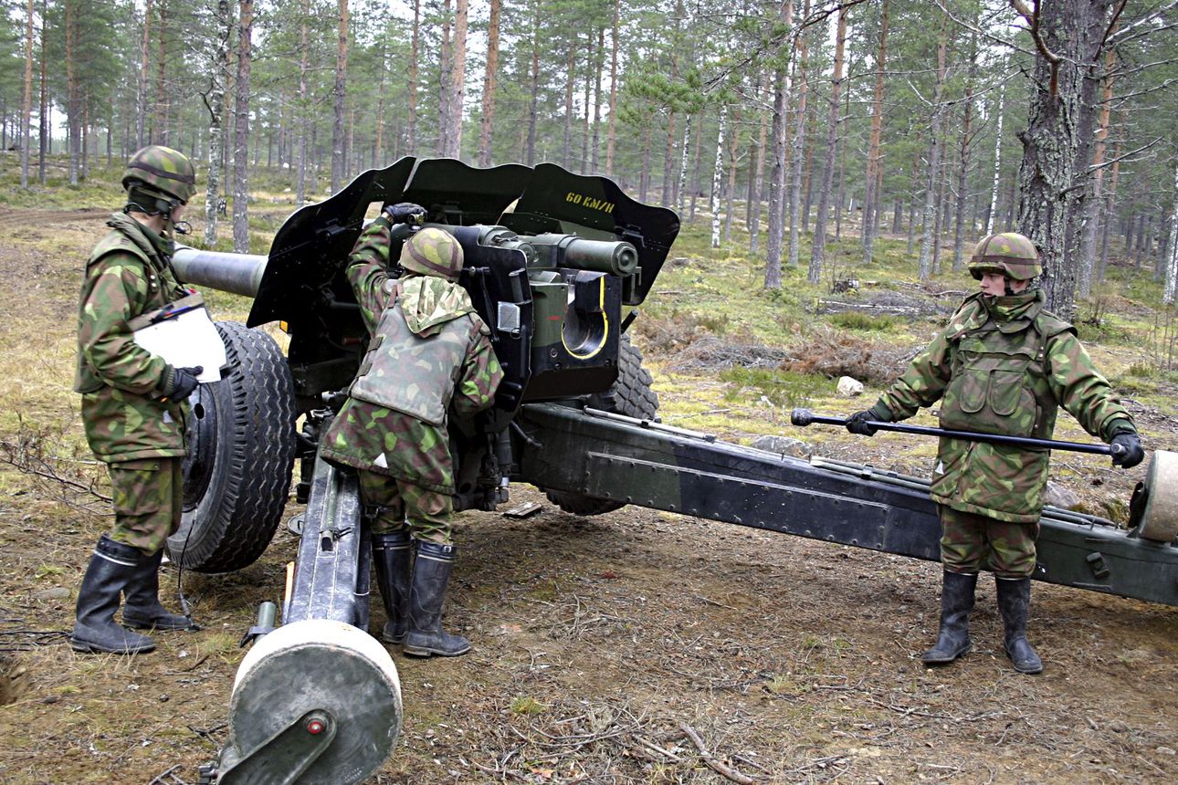 Maanpetoksesta epäillyllä virolaisella ei ollut pääsyä arkaluontoiseen  tietoon Suomen puolustusvoimissa – 