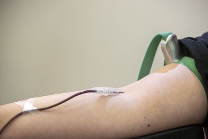 Miesten välisestä seksistä aiheutunut verenluovutusrajoitus poistuu maanantaina