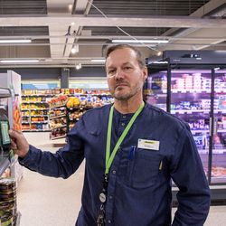 ”Työssäni parhaita hetkiä on ihmisten kohtaaminen” – S-market Joki-Jussin uusi marketpäällikkö avasi uuden sivun työurallaan