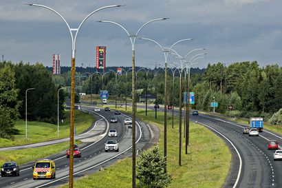 Tievaloja parannellaan Linnanmaan ja Kellon sekä Oulun ja Zeppelinin välillä, valmista elokuun aikana