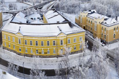 Oulun Lyseon lukion peruskorjaus vauhtiin tässä kuussa, urakka päätökseen kesällä 2023 – "Kaikessa korjaamisessa lähtökohtana on vanhan rakennuksen museoarvojen kunnioittaminen"