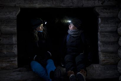 Sari Iwanoff ja Inga Oinonen löysivät pimeän luonnon parhaat puolet, kun he vaelsivat Riisitunturille joulukuussa – Psykologin mukaan pimeä vuodenaika on ihmiselle myös hyväksi