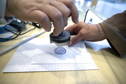 Perussuomalaisten aluevaaliehdokkaat saaneet yli kaksi kertaa niin paljon rikossyytteitä kuin muiden isojen puolueiden ehdokkaat, kertoo HS:n selvitys