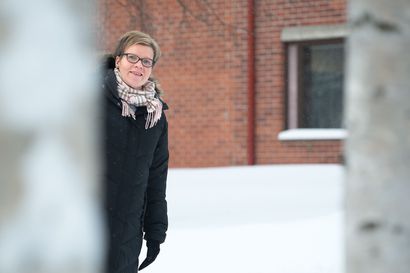 Anne Koski-Heikkinen on onnellinen valinnastaan Kuusamon sivistystoimenjohtajaksi, nyt toisen kerran – näin sujuu hänen torstaityöpäivänsä