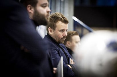 Ratkaiseva jäähy kismitti HPK-valmentaja "Maso" Lehtosta Oulussa – ”Taitavan miehen hyvä myynti, missä vietiin kahta henkilöä kaukalossa 5–0”