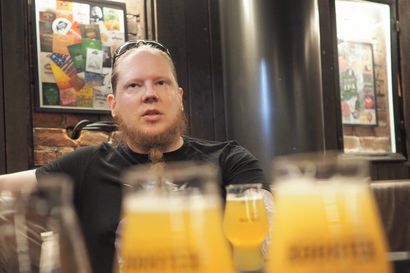 Oululainen olutharrastaja Rauli Alaruikka aloittaa pienpanimotapahtuman ja yli 10 000 erilaisen oluen jälkeen pitkän tipattoman kauden