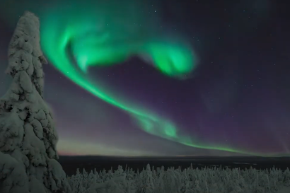 Tähtitaivaan tuiketta ja revontulten loimotusta – timelapse-video näyttää, millainen on talviyö Syötteen kansallispuistossa