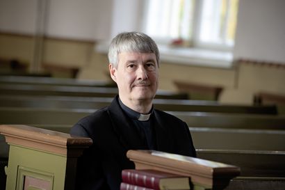 Piispa asettaa Kimmo Heinilän Toholammin seurakunnan kirkkoherran virkaan sunnuntaina