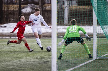 Jalkapallon Kolmonen käynnistyi tasapeleillä - Oulussa heilui punainen TP-47:n vaihtopenkille