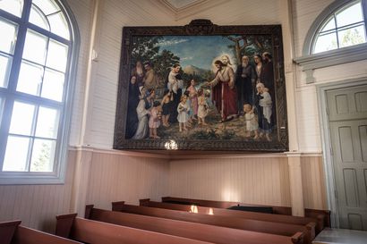 Muonion kirkossa on suuri taulu, jonka taiteilija maalasi menetettyään koko perheensä – tällainen oli tuntemattomaksi jäänyt Selim Töyrä