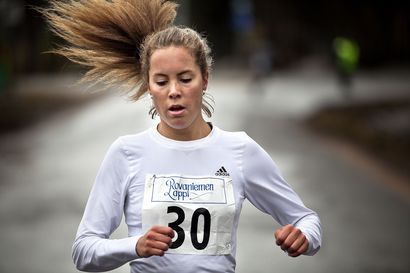 Anette Haukilahti juoksi juniorina poikkeuksellisia aikoja, mutta lopetti jo 18-vuotiaana – Nyt hän väitteli lääketieteen tohtoriksi: "Urheilu on tuonut paljon oppia"