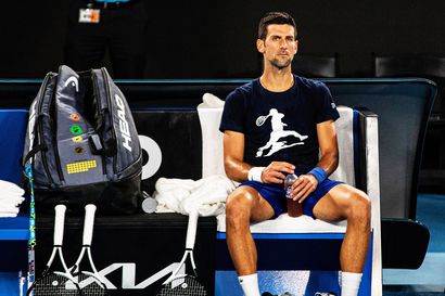 Tennistähti Djokovic on jälleen pidätetty Australiassa – Rokottamattoman pelaajan oleilun nähdään lisäävän rokotevastaista tunnelmaa ja välinpitämättömyyttä