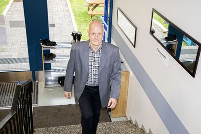 Hailuodon kunnanjohtajaksi halukkaista neljä kutsutaan haastatteluihin – mukana myös Siikajoen hallintojohtaja Juha Lampi