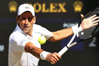 Djokovic rutiinilla Wimbledonin finaaliin – Kahdeksannessa loppuottelussaan hän kohtaa Wimbledonin puhutuimman pelaajan, Australian Nick Kyrgiosin